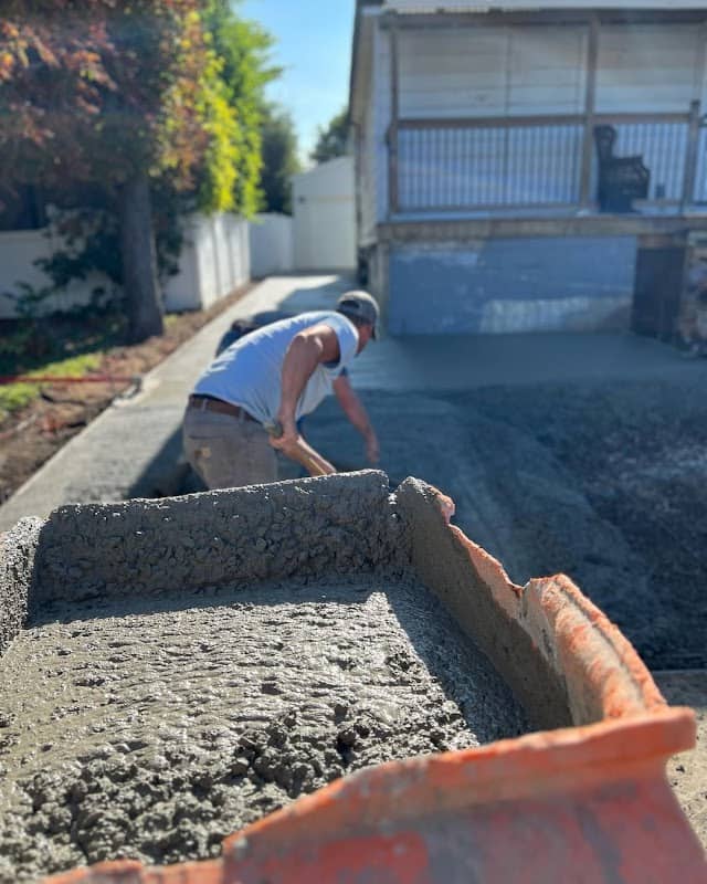 Bella Concrete and Pools photo 3